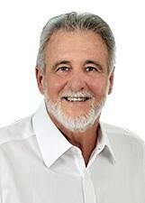 Carlos Melles