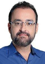 Gustavo Santana